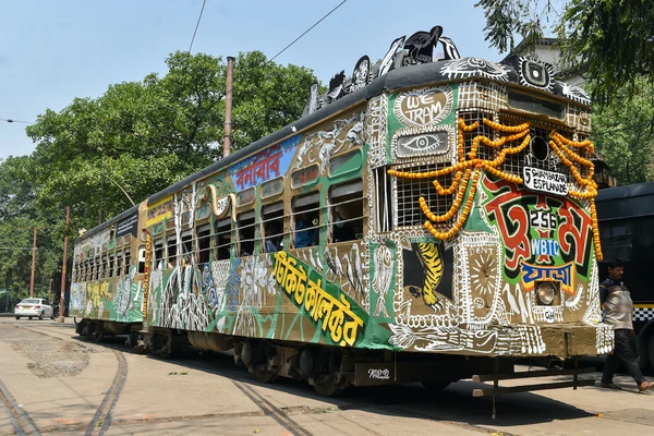 9%20-%20Sundarban%20Tramjatra%20tram%20launch%2028-03-25%20copy_600px-width