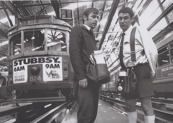 1f-1993%20The%20Age%20Roberto%20and%20Ken%20Walker%20at%20South%20Melbourne%20Depot%20copy%203_600px-width