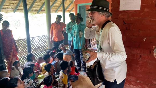 3c-2025%20Conductors%20STJ%20Climate,%20Biodiversity%20card%20presentation,%20Prameya%20Pathshala-our%20community%20education%20centre600px-width